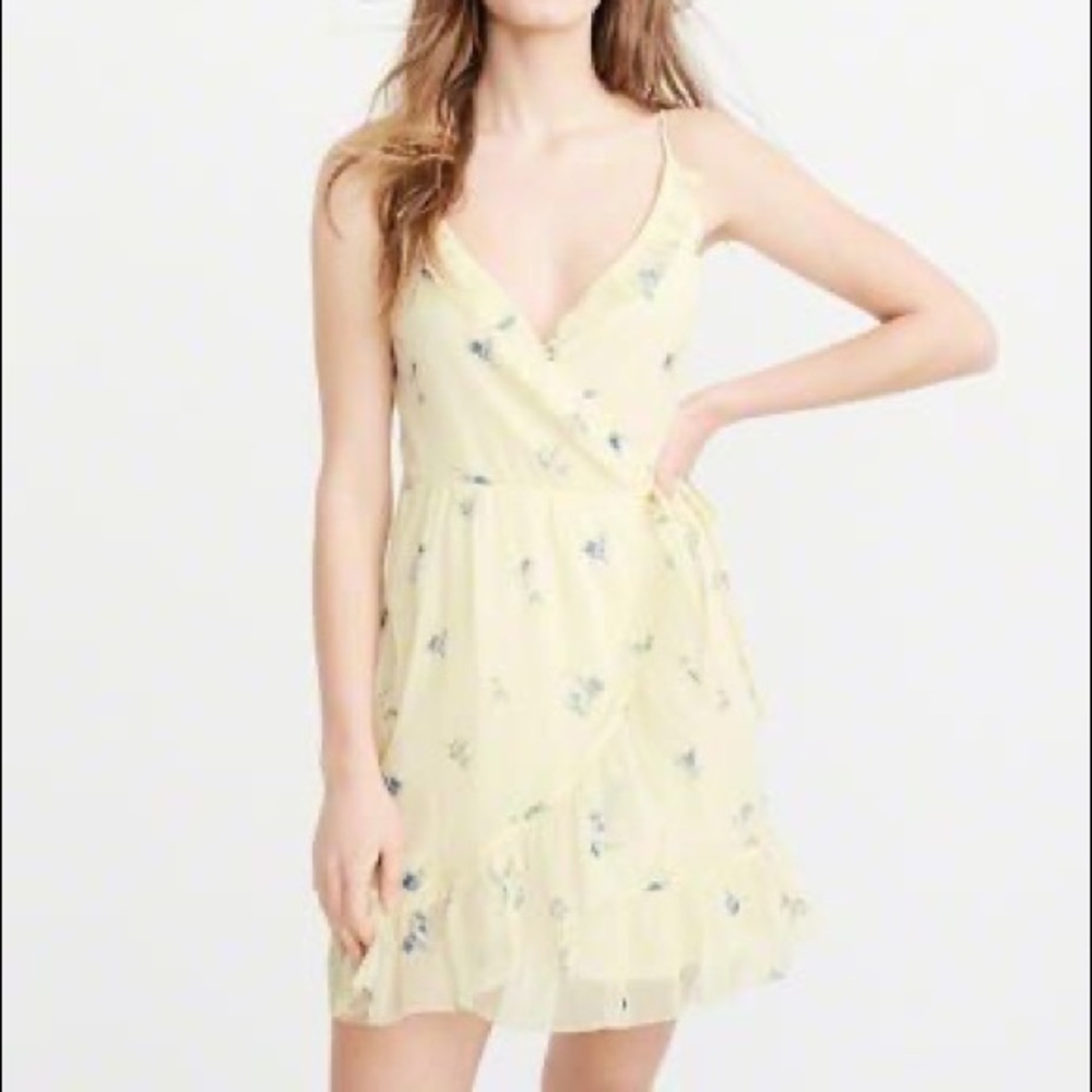 🌼 NWOT Abercrombie & Fitch Dress 🌼